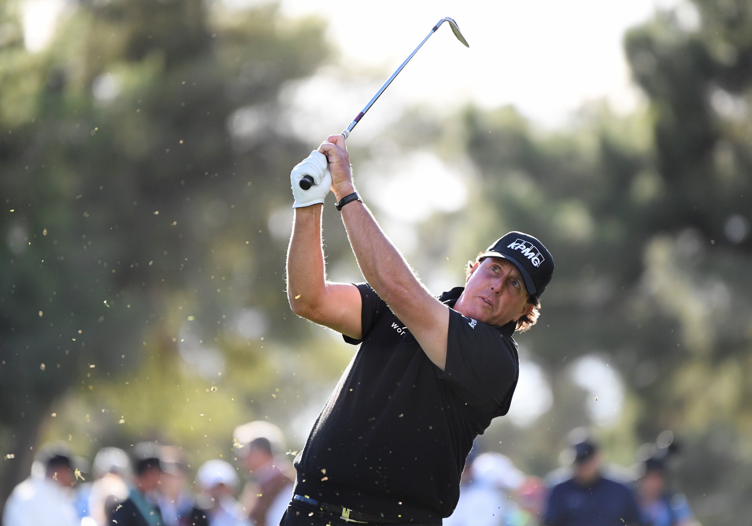 Phil Mickelson Threw $100 Bill at Country Music Star Jake ...