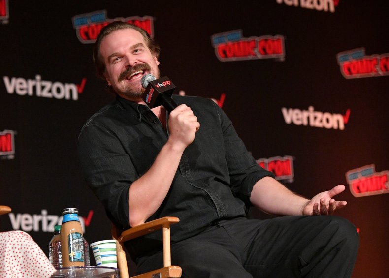 'Stranger Things' Star David Harbour Joins Scarlett Johansson in Marvel's 'Black Widow' Movie Cast 'Stranger Things' Star David Harbour Joins Scarlett Johansson in Marvel's 'Black Widow' Movie Cast