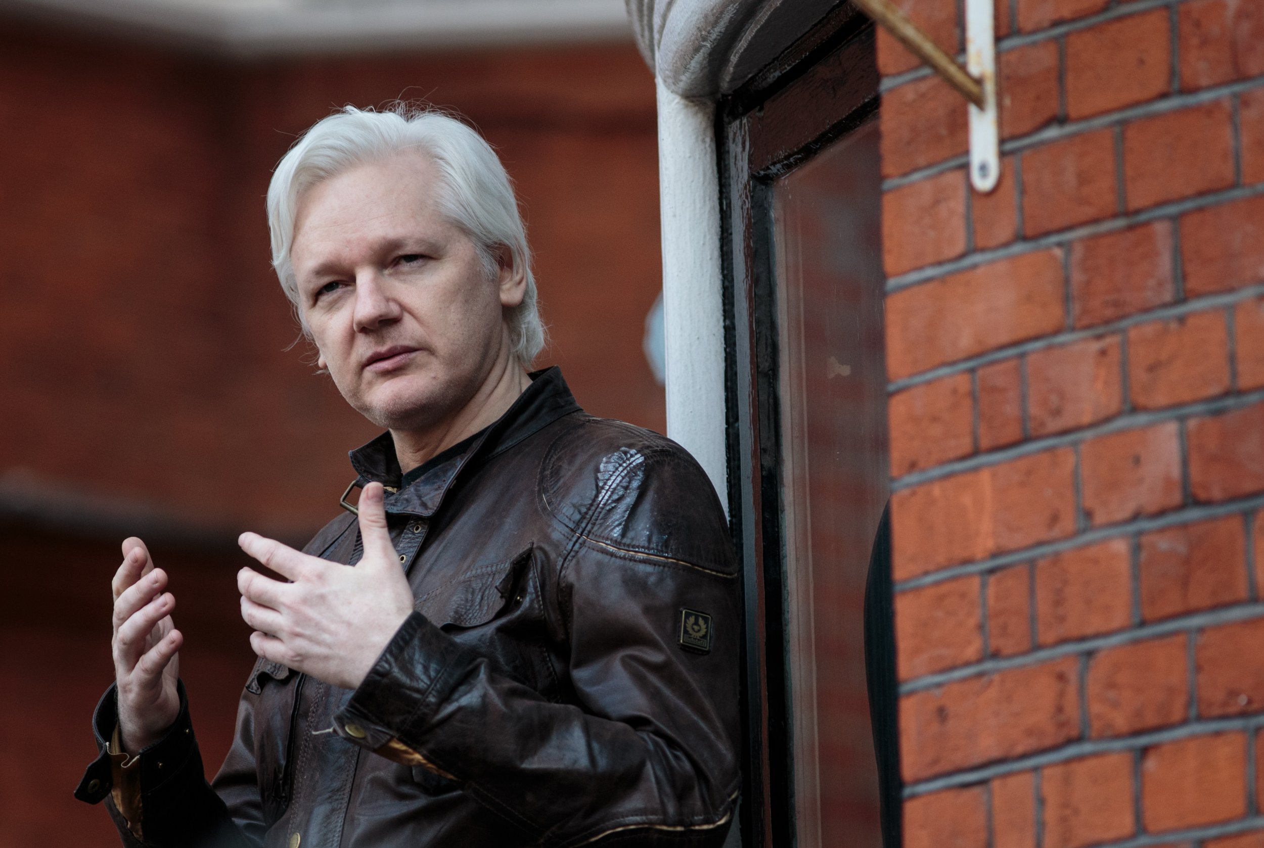 Julian Assange, Ecuadorean embassy, London