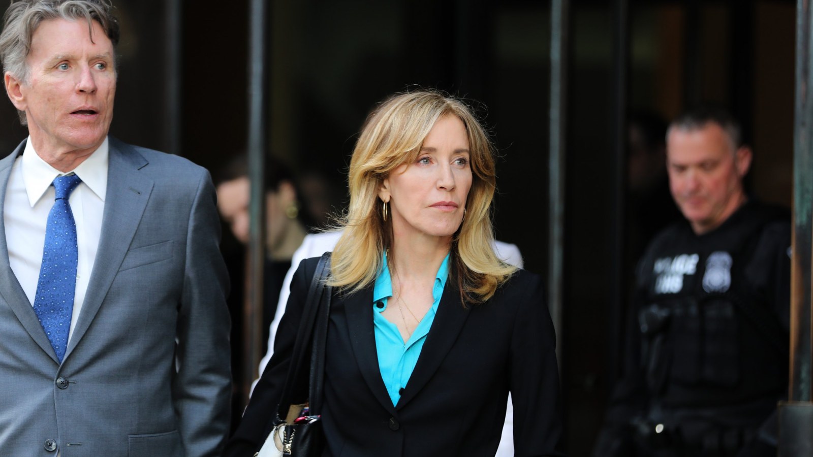 Felicity Huffman To Plead Guilty In College Admission Scam Here S Who Pleaded Not Guilty