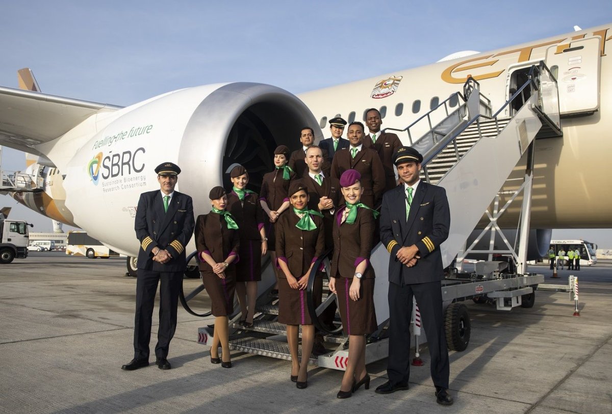 Etihad Airways cabin crew prepare for Earth Day flight_low res