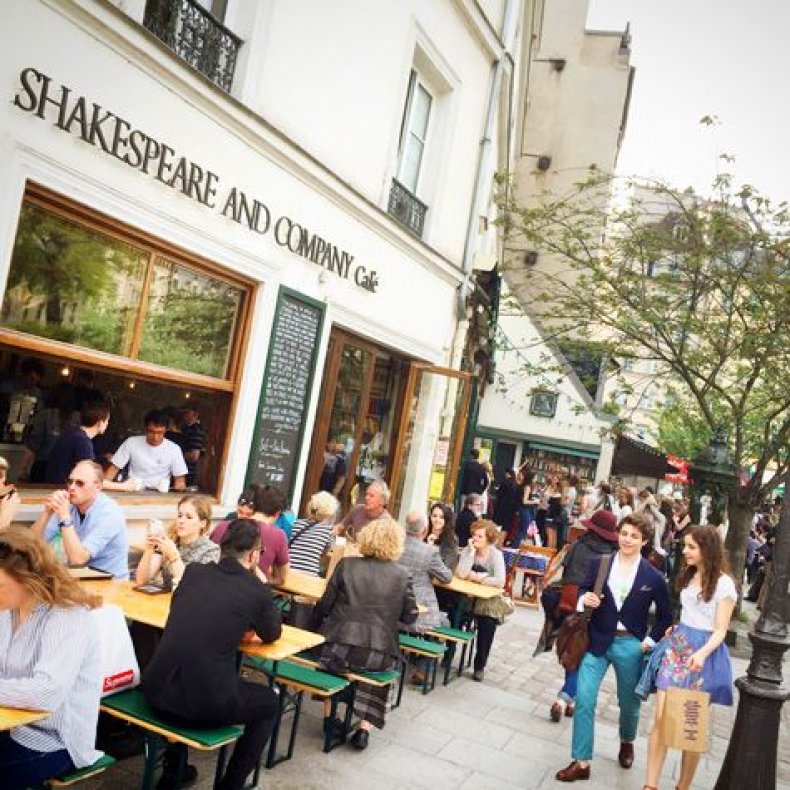 Shakespeare & Co. Shakespeare & Co.