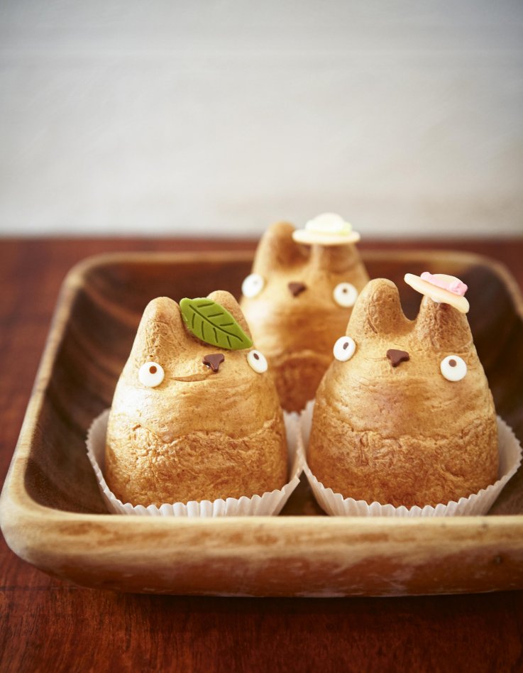 Tokyo Stories_Shirohiges Cream Puffs_pg172_photocredit_Nassima Rothacker Tokyo Stories_Shirohiges Cream Puffs_pg172_photocredit_Nassima Rothacker