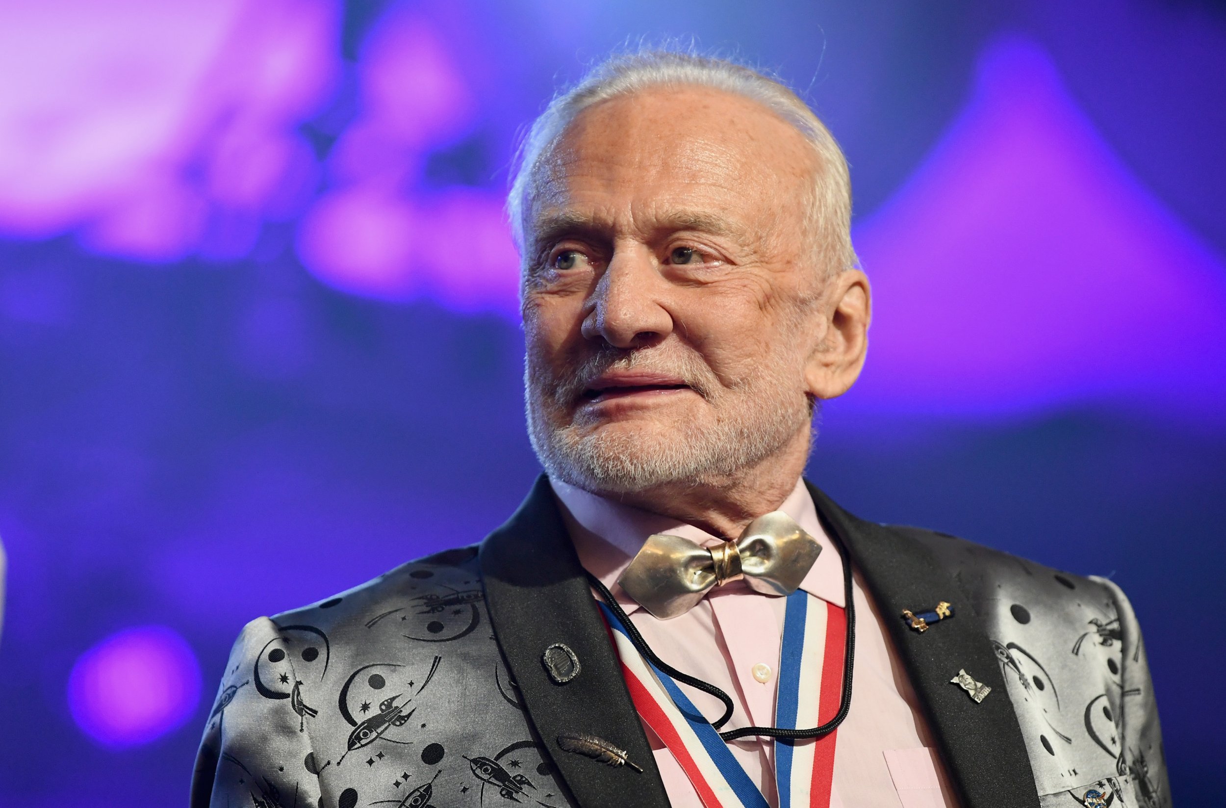 Buzz Aldrin Calls for 'Great Migration of Humankind to Mars,' Says the