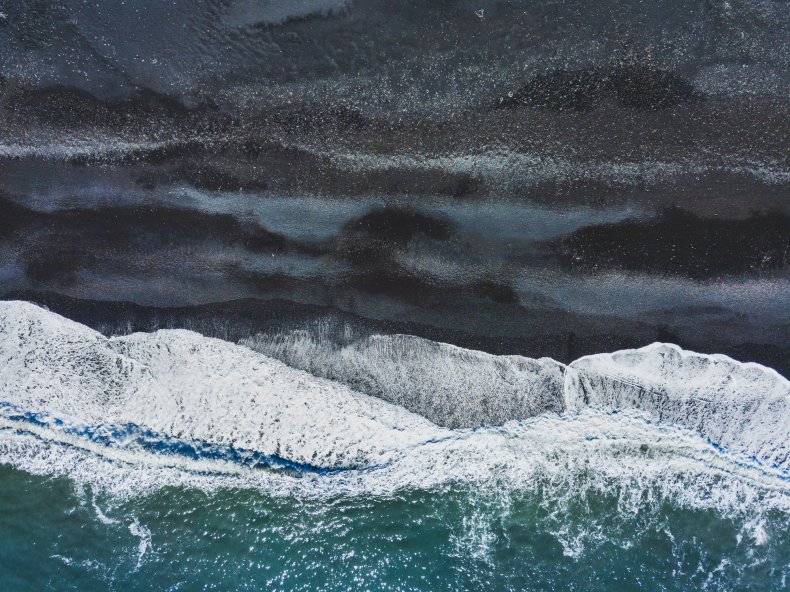 6 - 72 Hours in Iceland - Black Sand Beaches