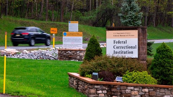 where, michael, cohen, serve, prison, otisville