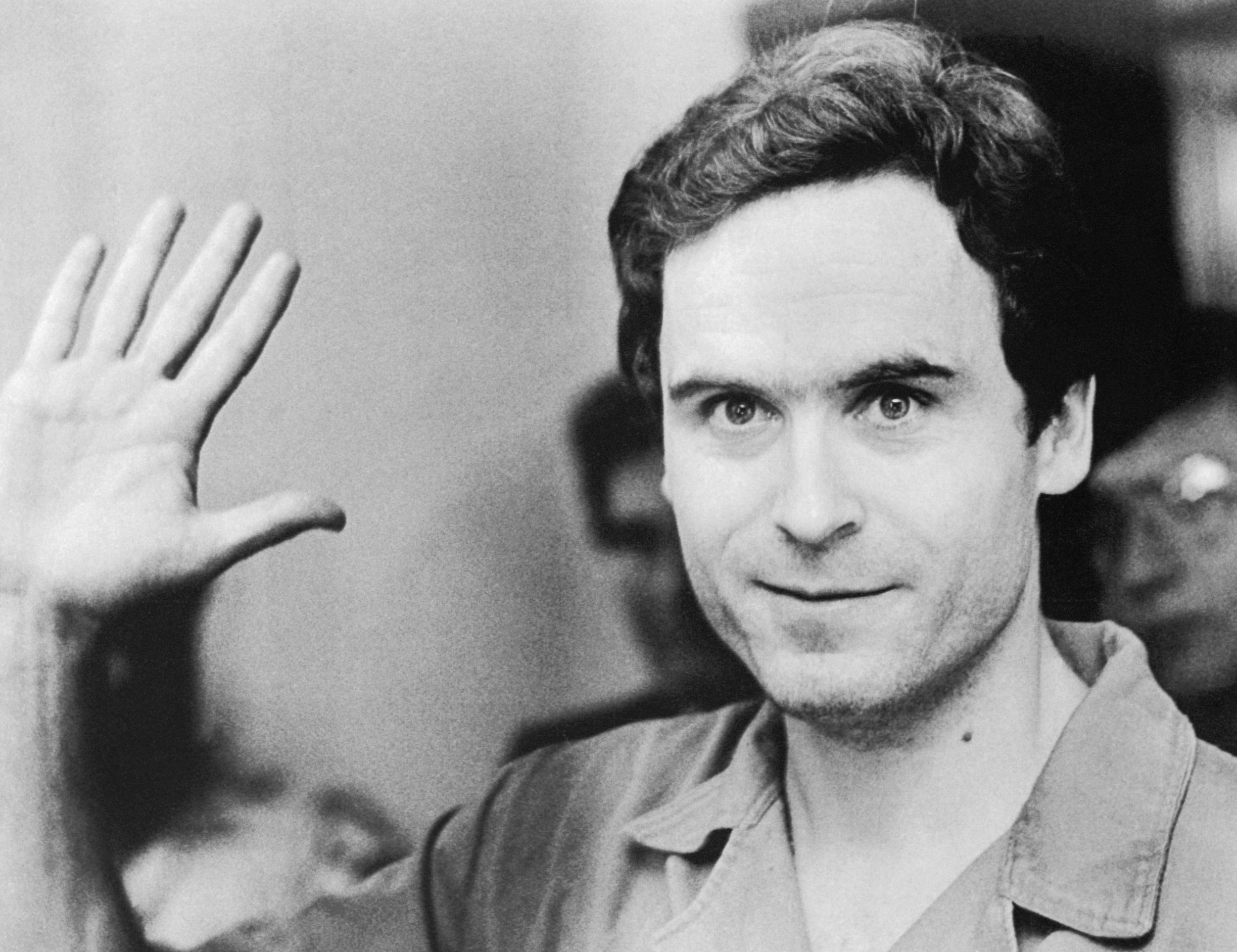 Who Is Ted Bundy S Ex Girlfriend Elizabeth Kloepfer Everything We Know