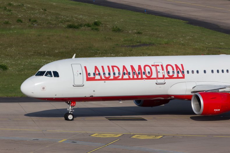 7 Laudamotion