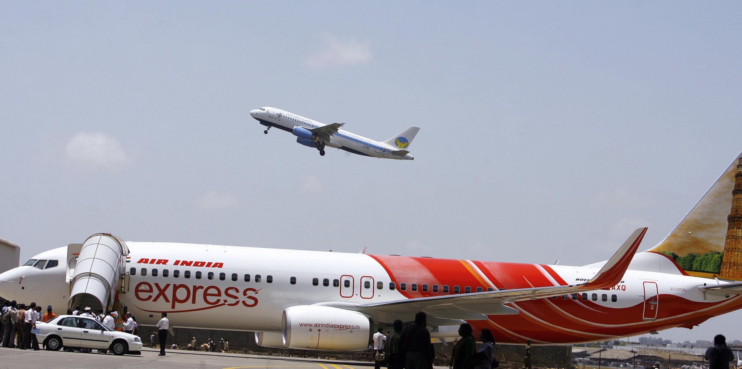 Air India Express plane crash pilot female co-pilot
