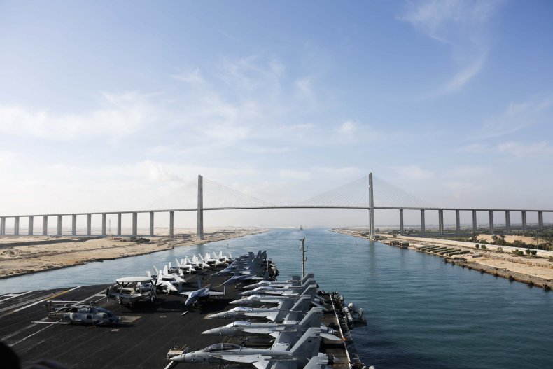 USSAbrahamLincolnSuezCanal