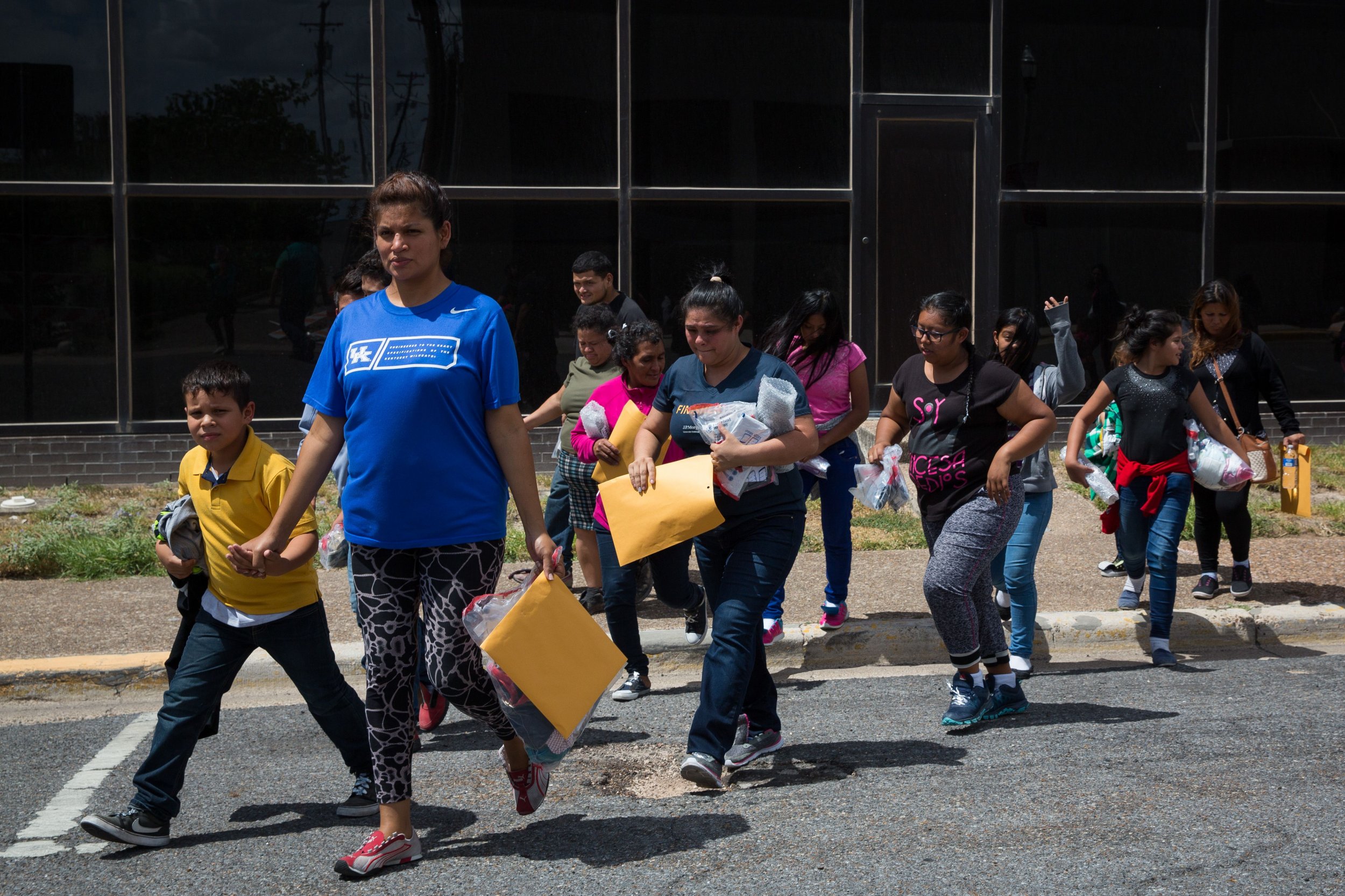 mcallen, immigrants, wall, border, cbp