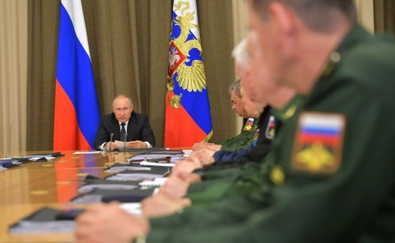 RussiaPutinDefenseMeetingMay2019