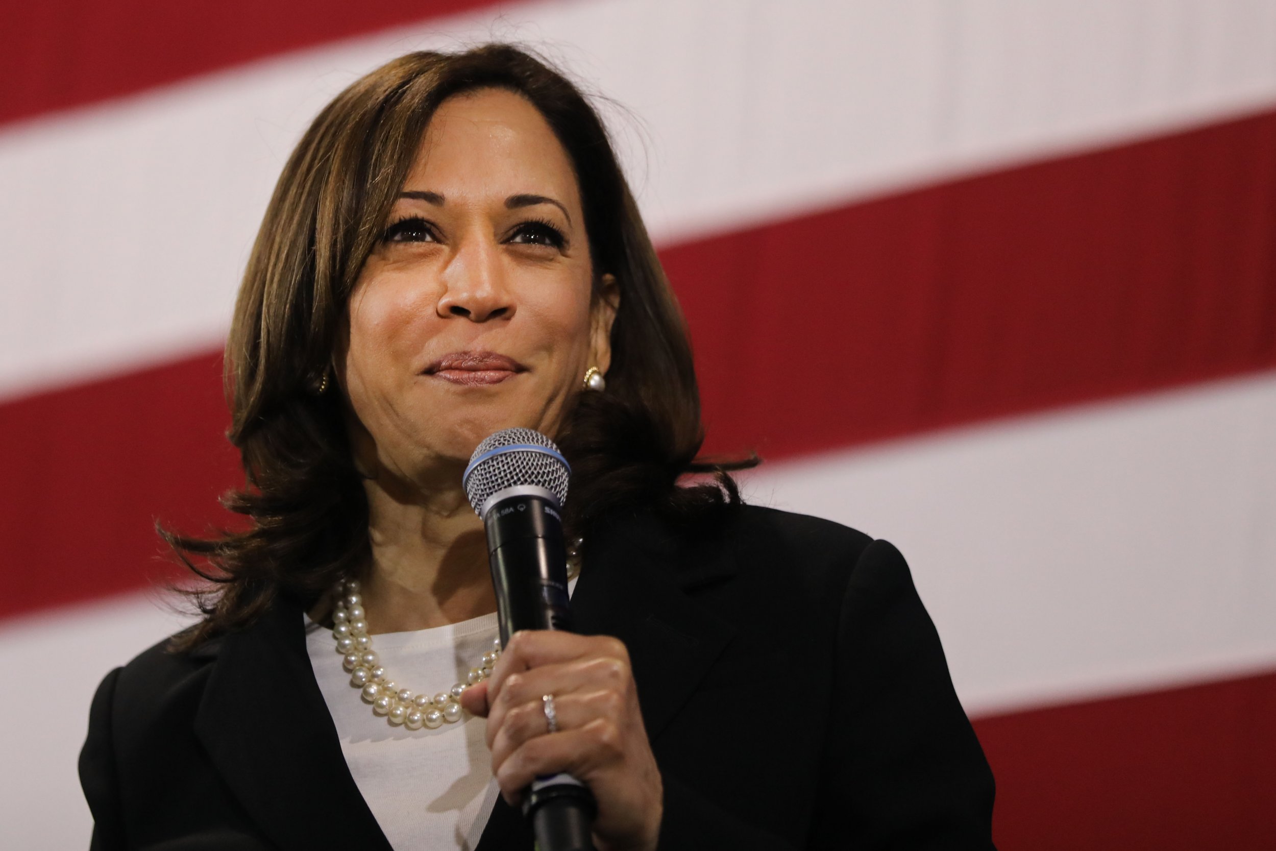 kamala harris gun control assault rifle