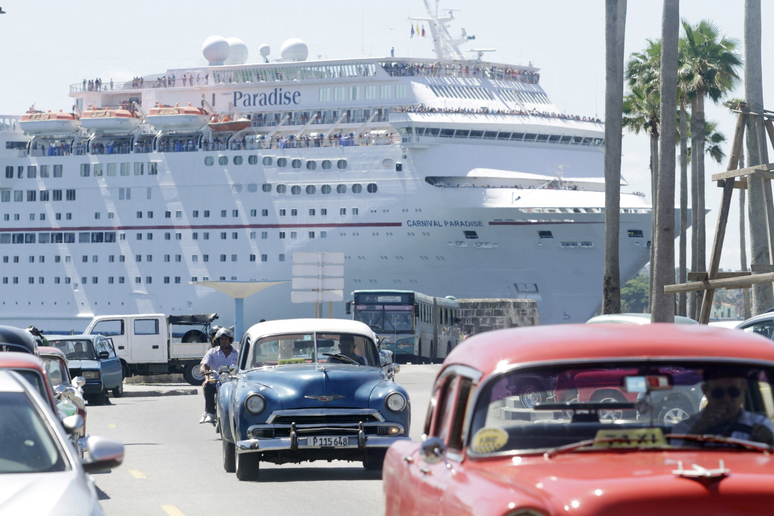 sinking carnival cruise ship