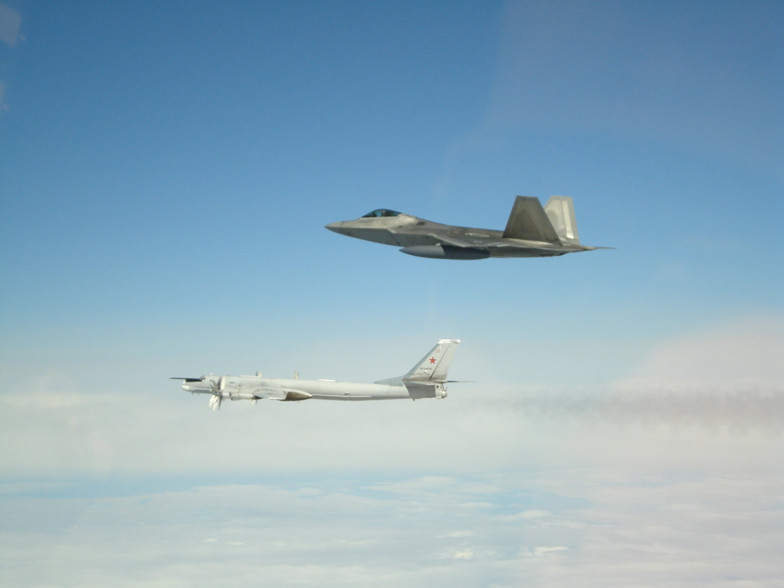 RussiaTu95F22AlaskaIntercept