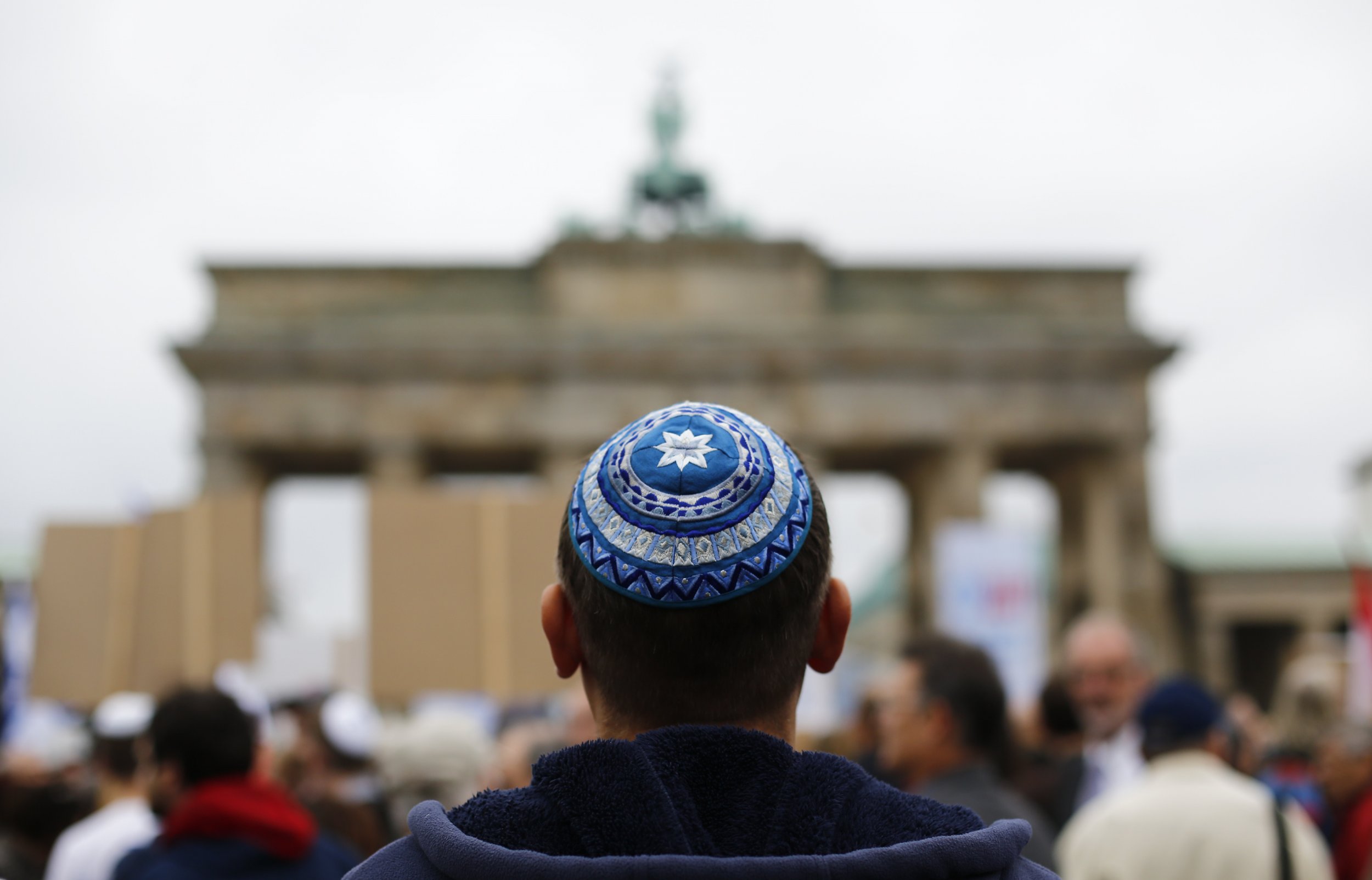 German Newspaper Prints Cut Out Paper Kippah After Jews Warned Against 