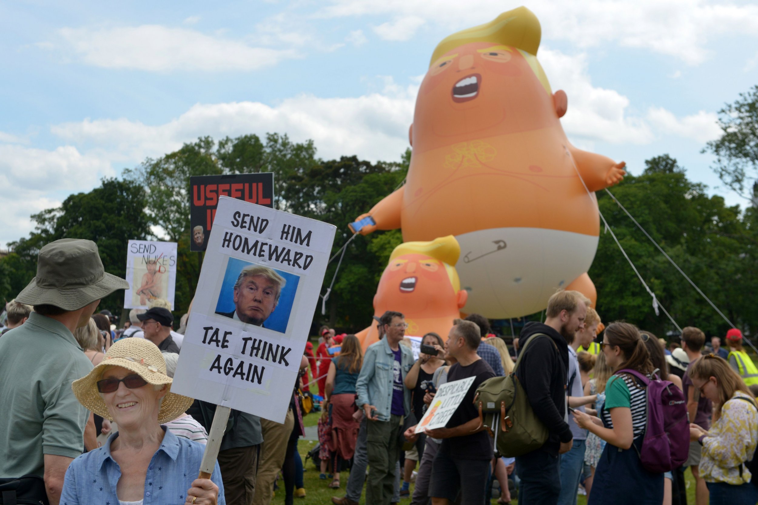 Trump blimp