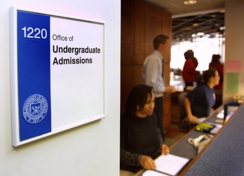 college admissions social media influencer