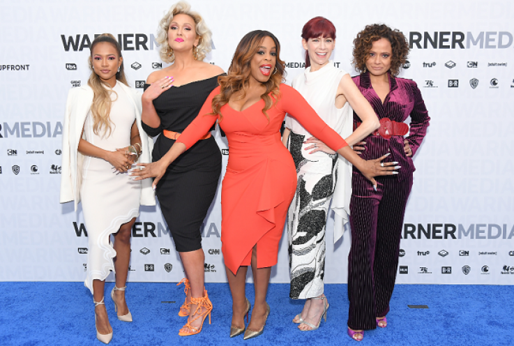 Niecy Nash Teases 'Claws' Season 3: Roller and Desna Romance, Virgina's New Eye and More Spoilers Niecy Nash Teases 'Claws' Season 3: Roller and Desna Romance, Virgina's New Eye and More Spoilers