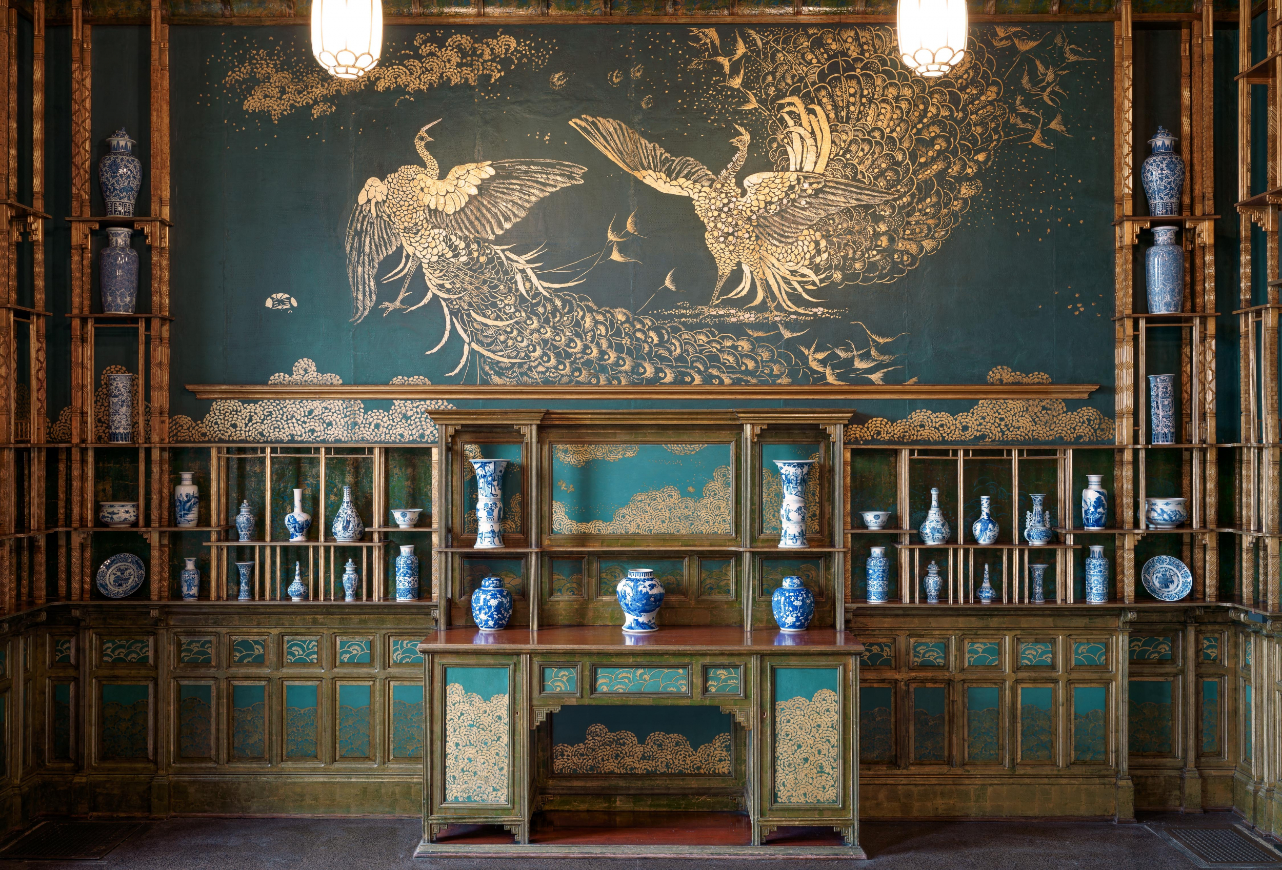 Smithsonian Restores Whistler S Breathtaking Peacock Room