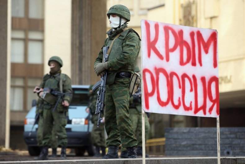 Soldiers guard the Crimean parliament