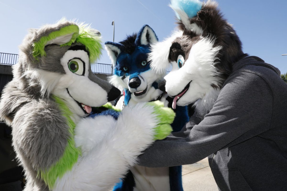 #FurSuitFriday Is a Thing, And Twitter Is Loving It