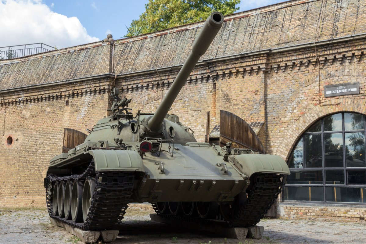 polish tank t-55