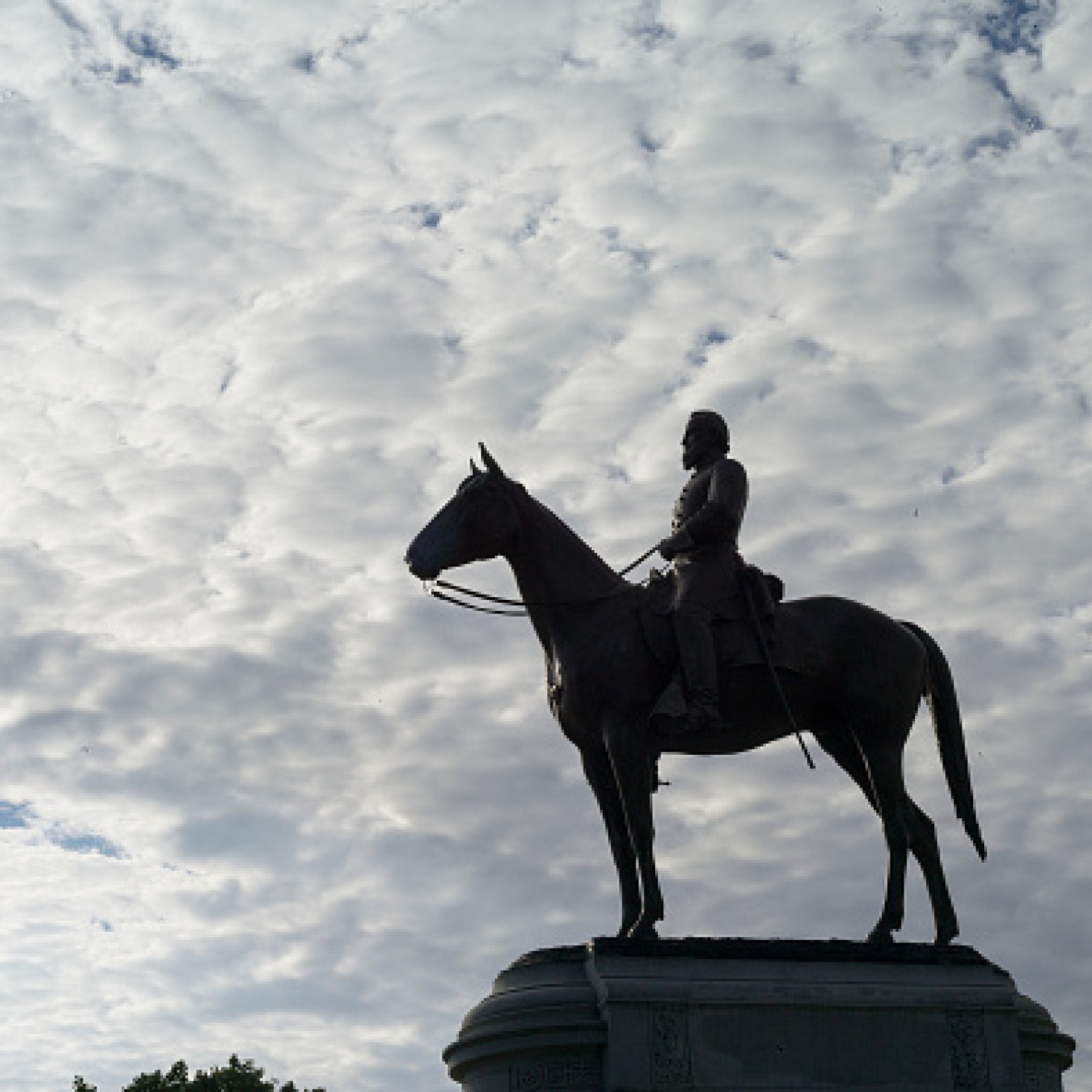 Confederate Statue Vandalism Becoming More Frequent In The South