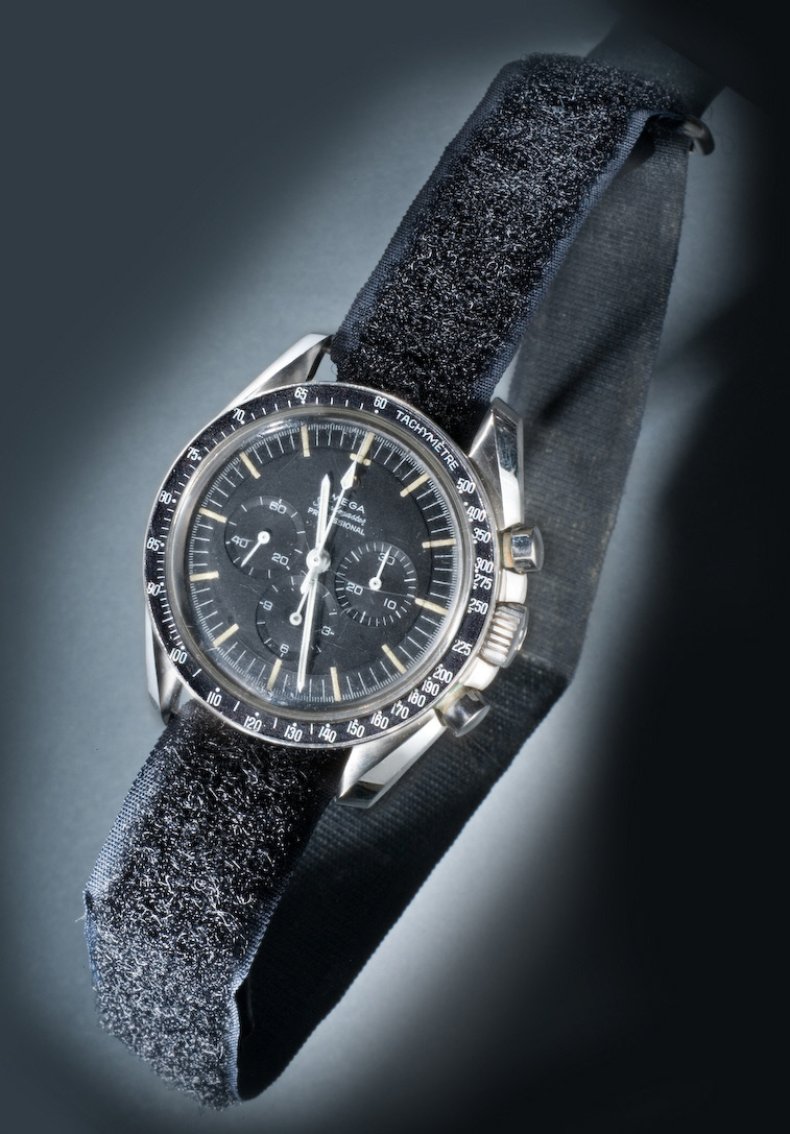 apollo 11 watch air and space omega