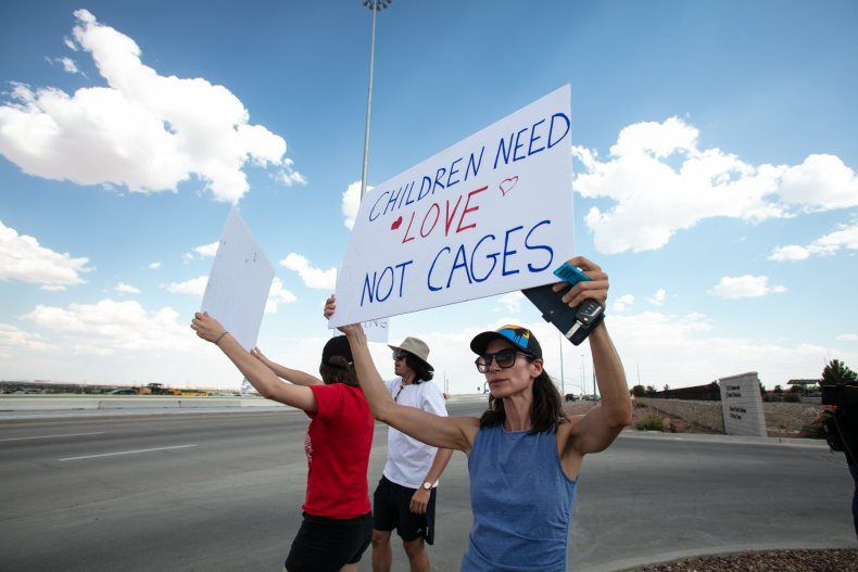 migrant children protest
