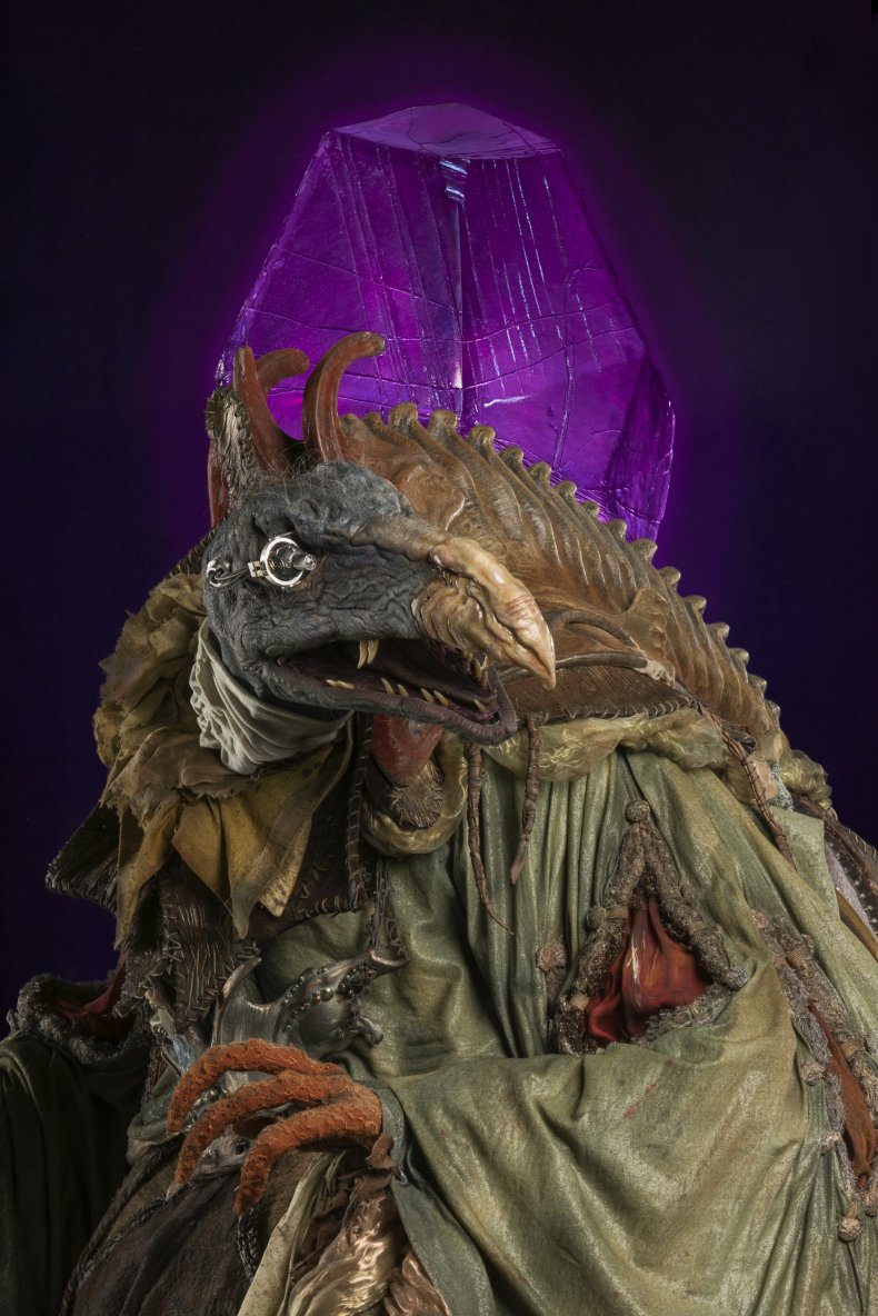 dark-crystal-characters-netflix-scientist