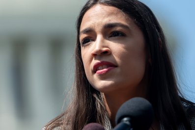 More Than 400 Holocaust, Genocide Experts Think Ocasio-Cortez Should Be ...