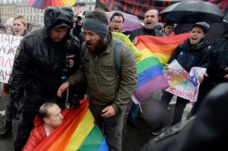 russia gay lgbt protest