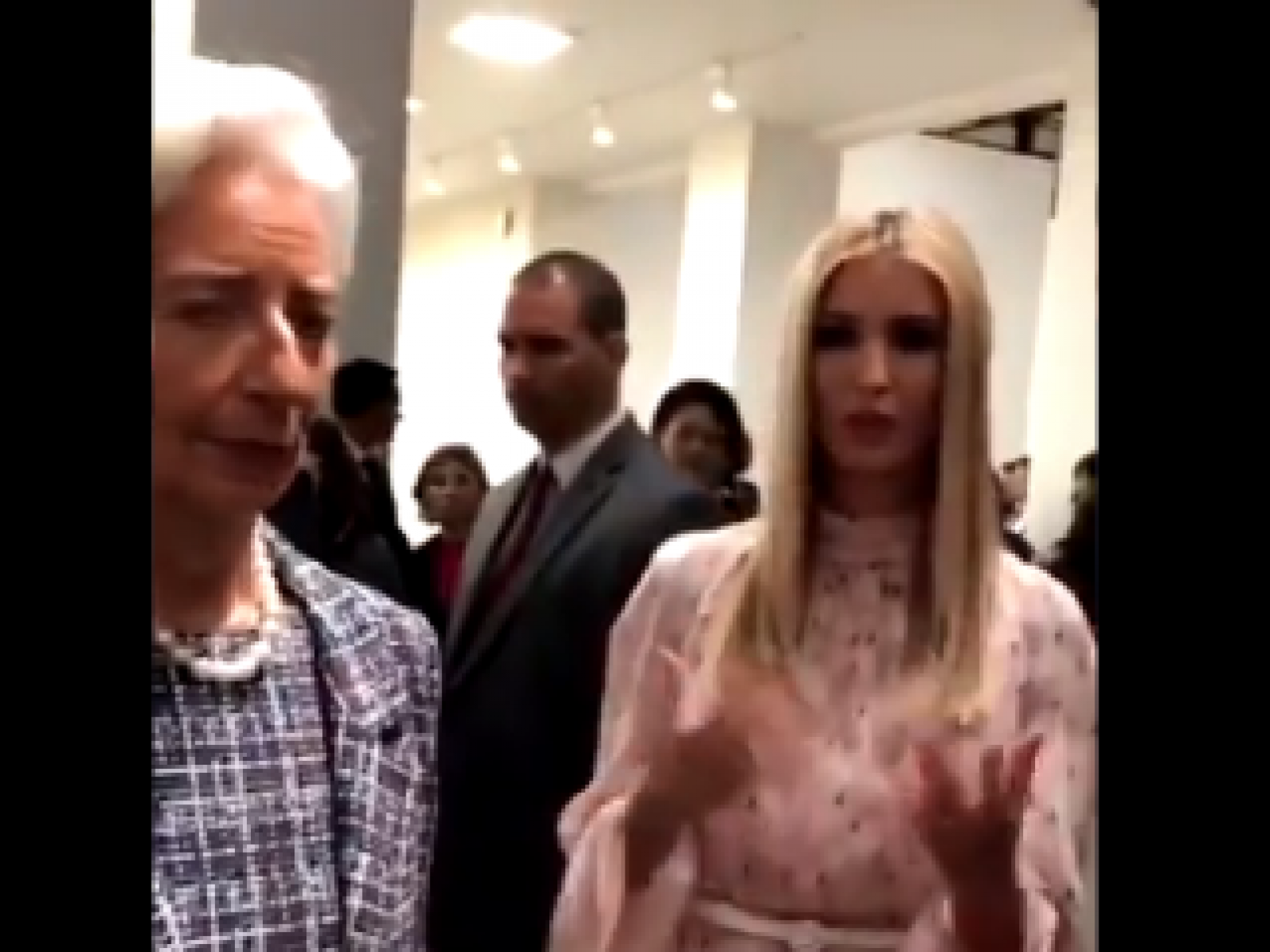Alexandria Ocasio Cortez Mocks Ivanka Trump G20 Video Showing Her Failing To Mingle With World Leaders