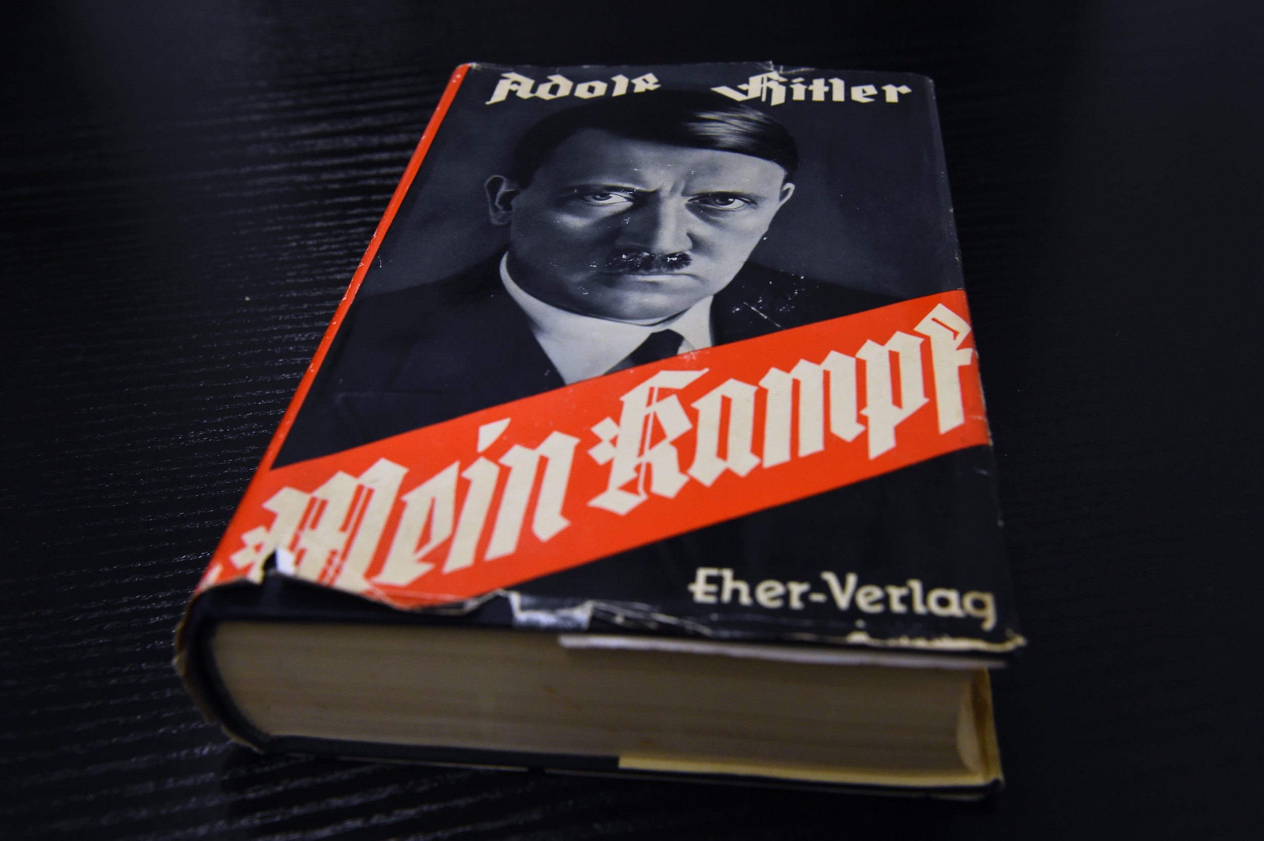 Mein Kampf < Librairie GIL
