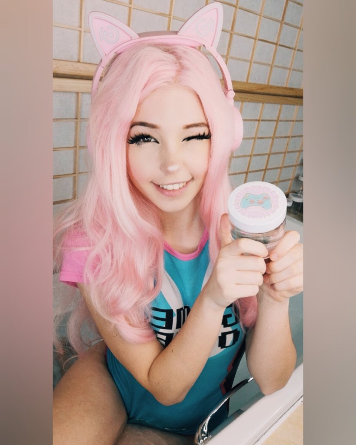 Instagram Model Belle Delphine Sells Her Used Bathwater To Thirsty Gamers -  FAIL Blog - Funny Fails