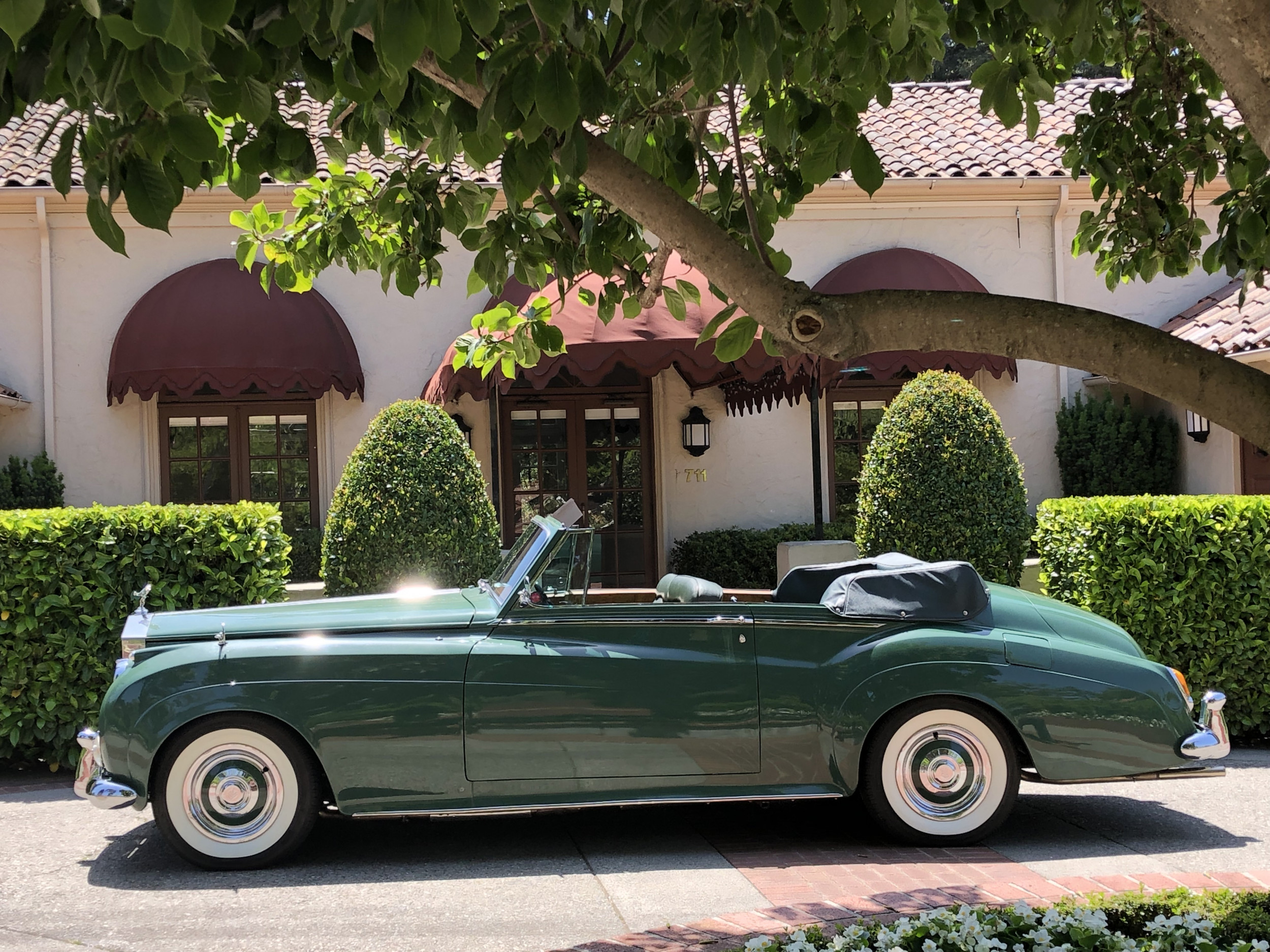 Used 1963 RollsRoyce Silver Cloud III HJ Mulliner Convertible For Sale  Special Pricing  Vantage Motorworks Inc Stock LSCX447