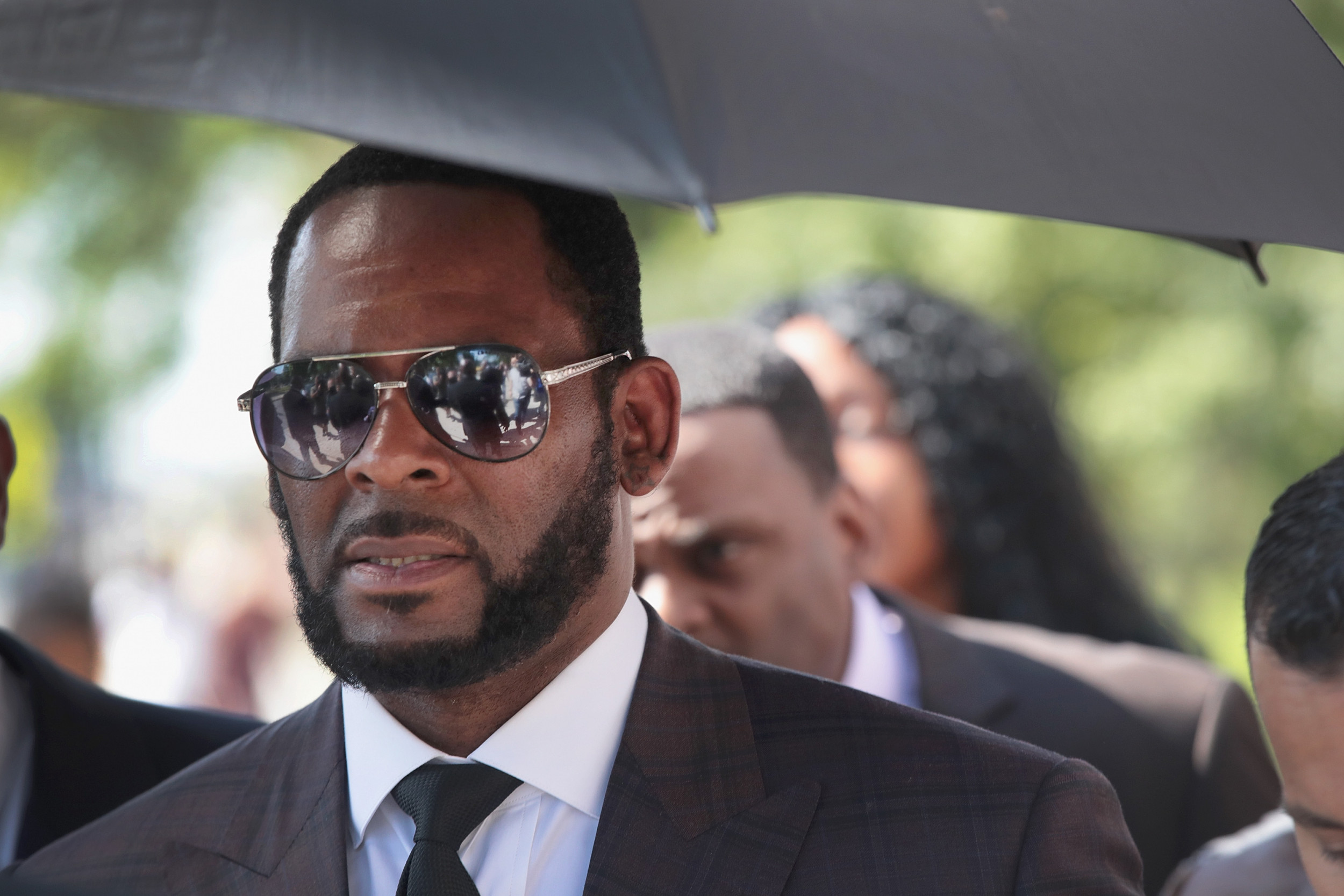 R Kelly Update New Indictments List 12 Year Old In Sex Tape Std Exposure Talk Vietnam