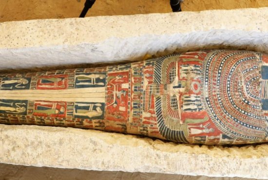 Muinainen Egypti, muumio, taivutettu pyramidi