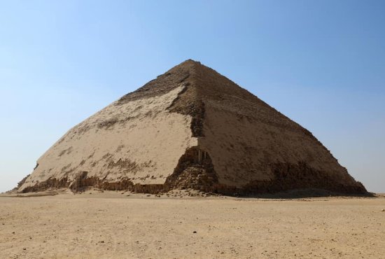 Muinainen Egypti, taivutettu pyramidi