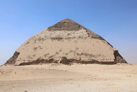 Muinainen Egypti, taivutettu pyramidi