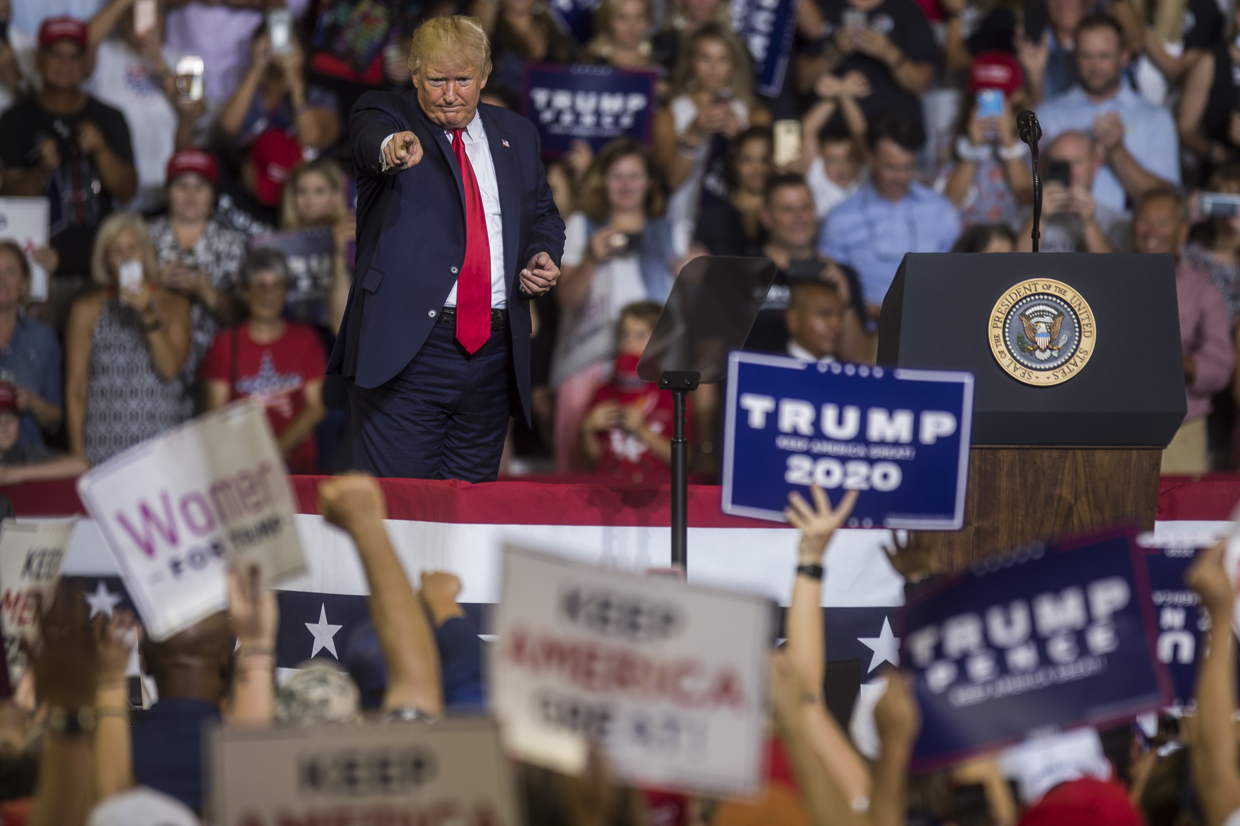 'Face Of Evil': Fascism Scholar Calls Out Trump Rally Crowd Chanting ...