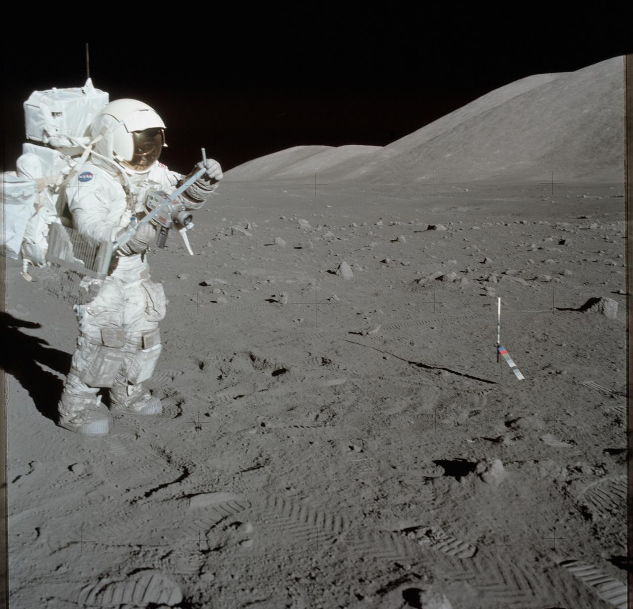 Harrison Schmitt, the Last Man to Walk on the Moon, Was Allergic to Moon  Dust—Warns Others May Be Too