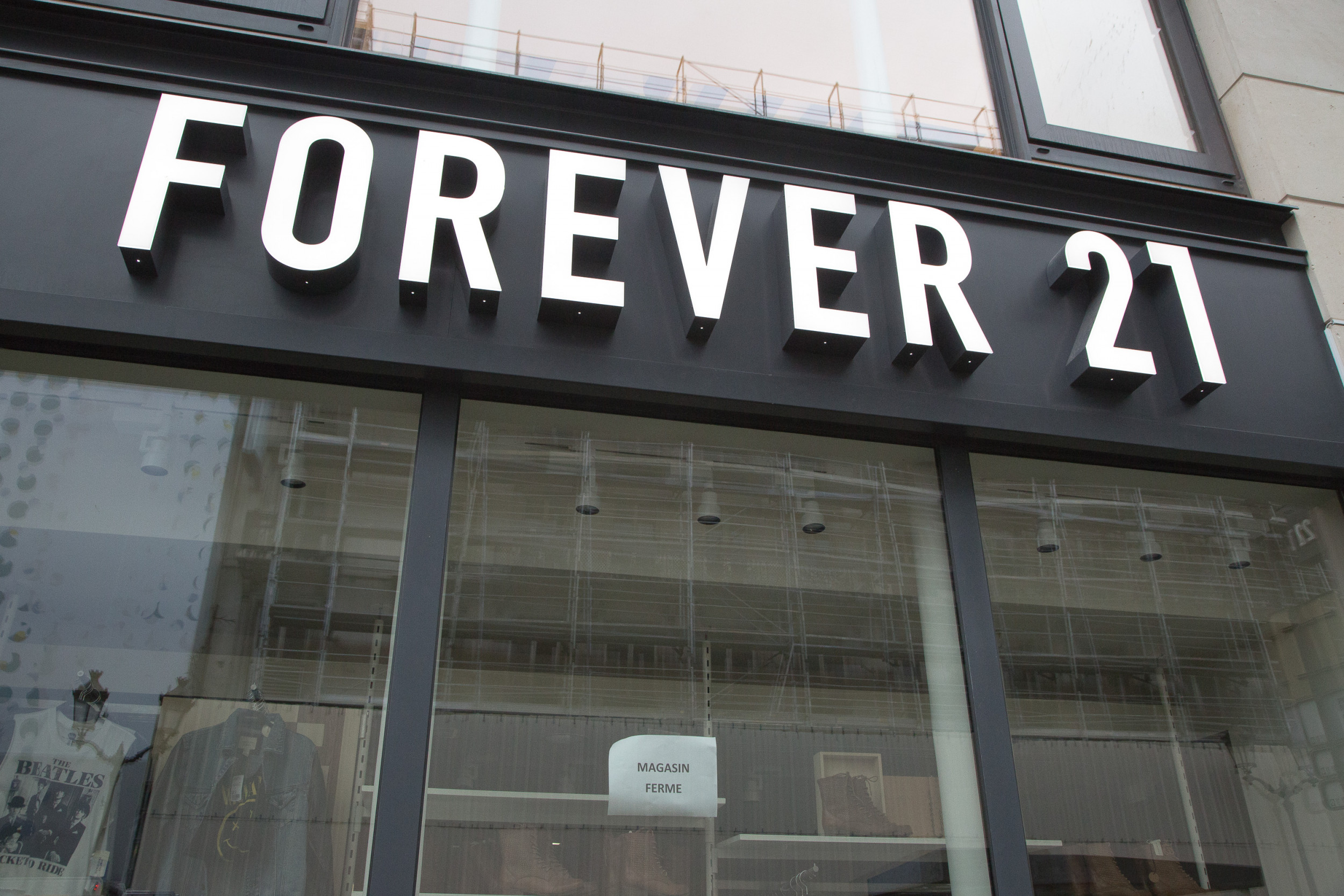 Forever 21 'Preparing for Bankruptcy' Twitter Wants 'Closing Down