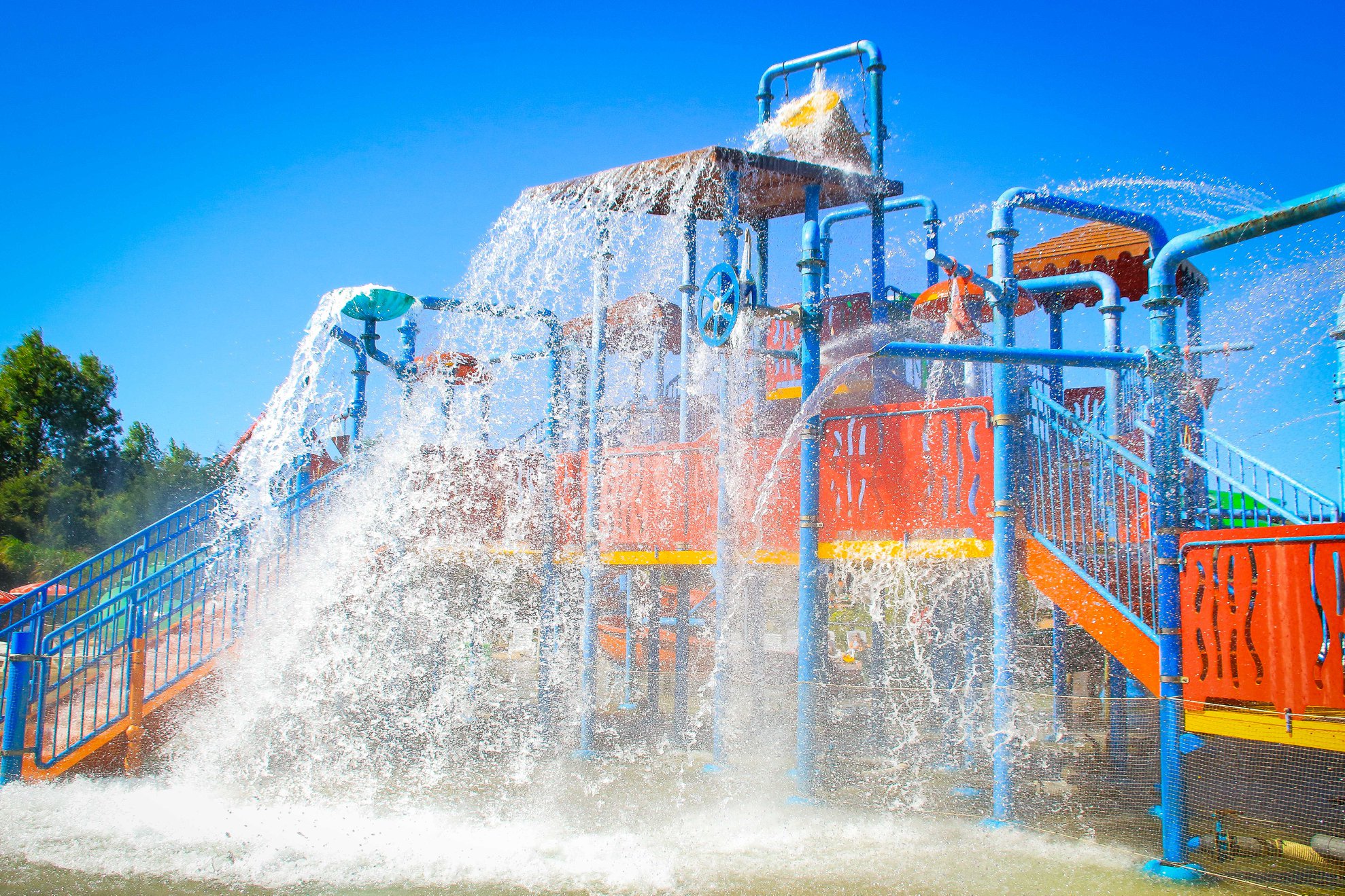 Water Park Shuts Down After 30 Children Become Violently Ill with