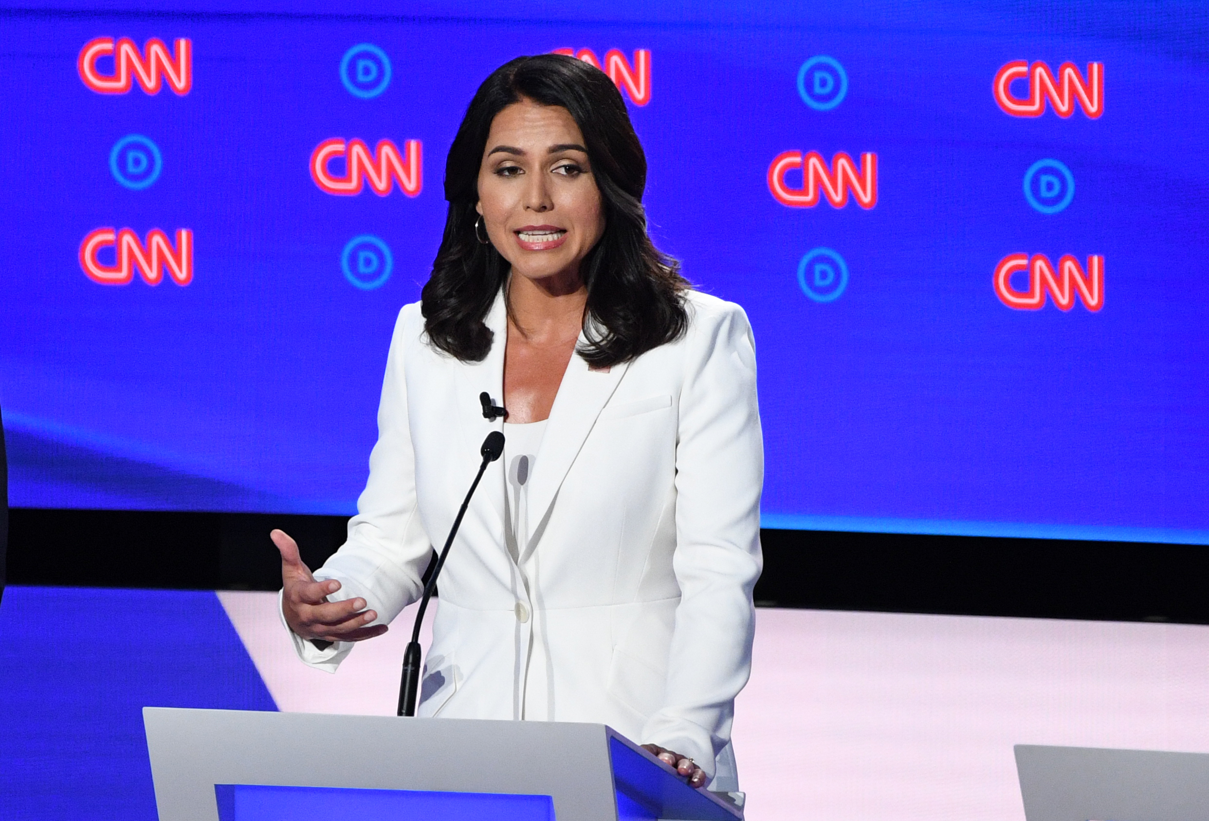 Tulsi Gabbard Responds To Kamala Harris' 'Assad Apologist' Comment ...