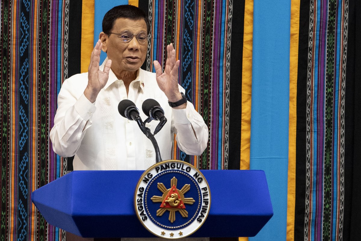 Rodrigo Duterte Philippines mocks fat senator