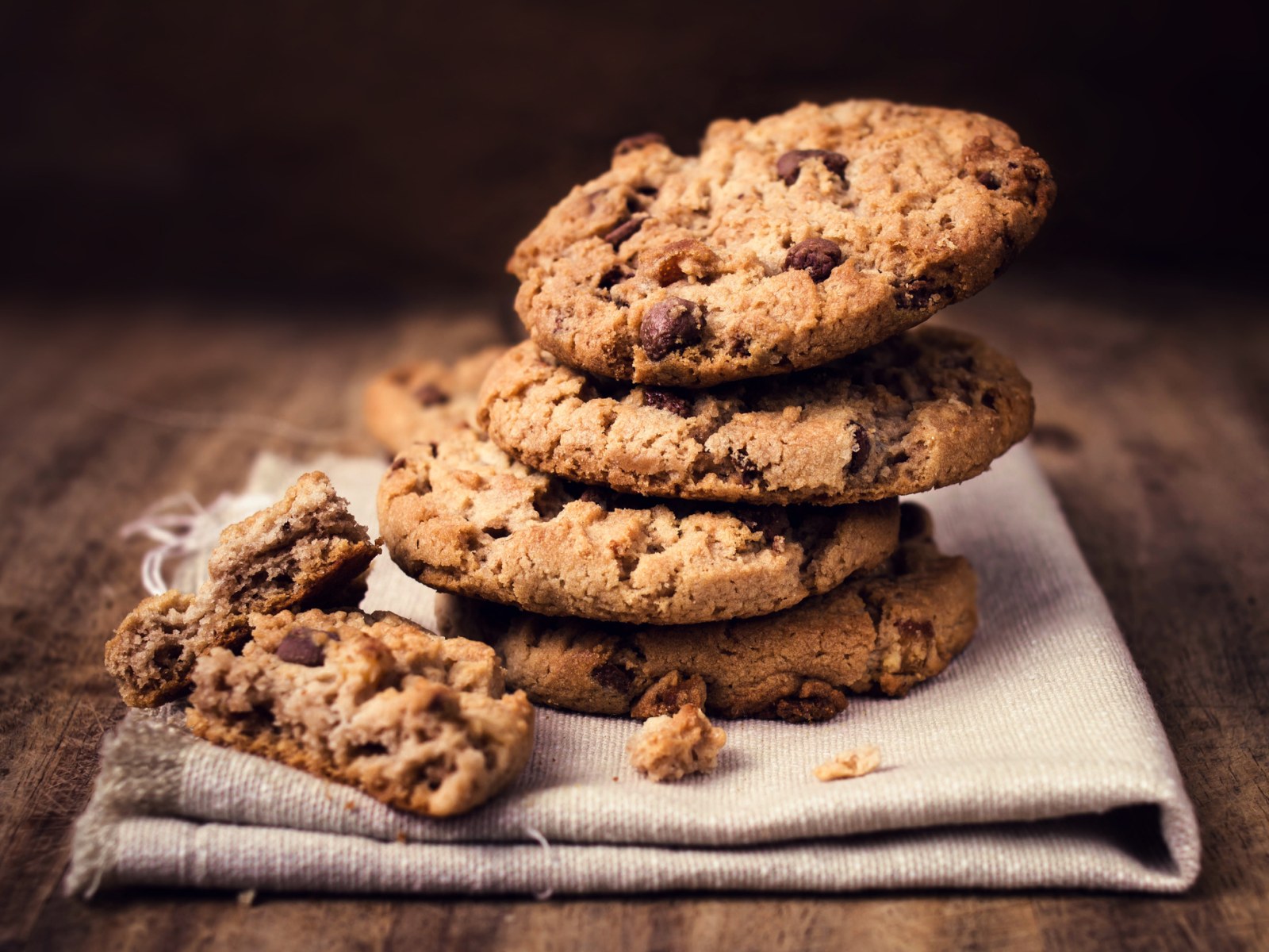 National Chocolate Chip Cookie Day Best Deals And Recipes To Make The Perfect Batch Of Cookies