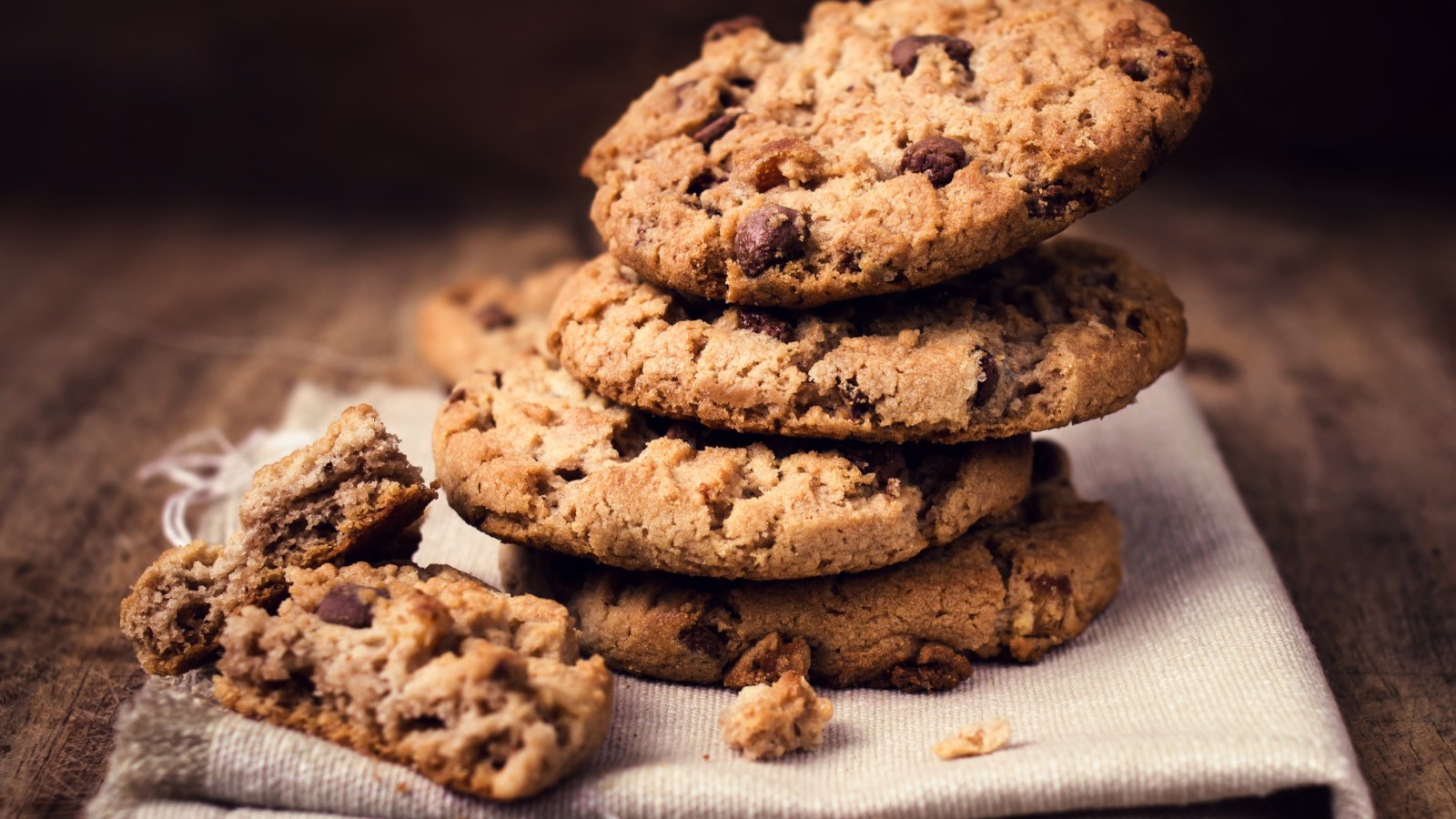 National Chocolate Chip Cookie Day Best Deals And Recipes To Make The Perfect Batch Of Cookies