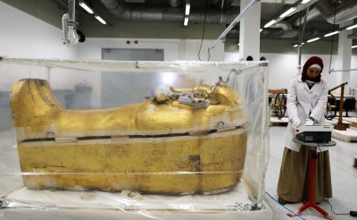 King Tutankhamun King Tutankhamun